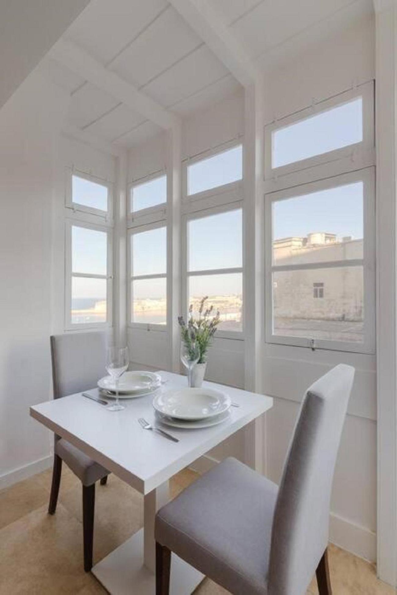 Luxury In Valletta's Heart! Sea View And Wifi Apartment *